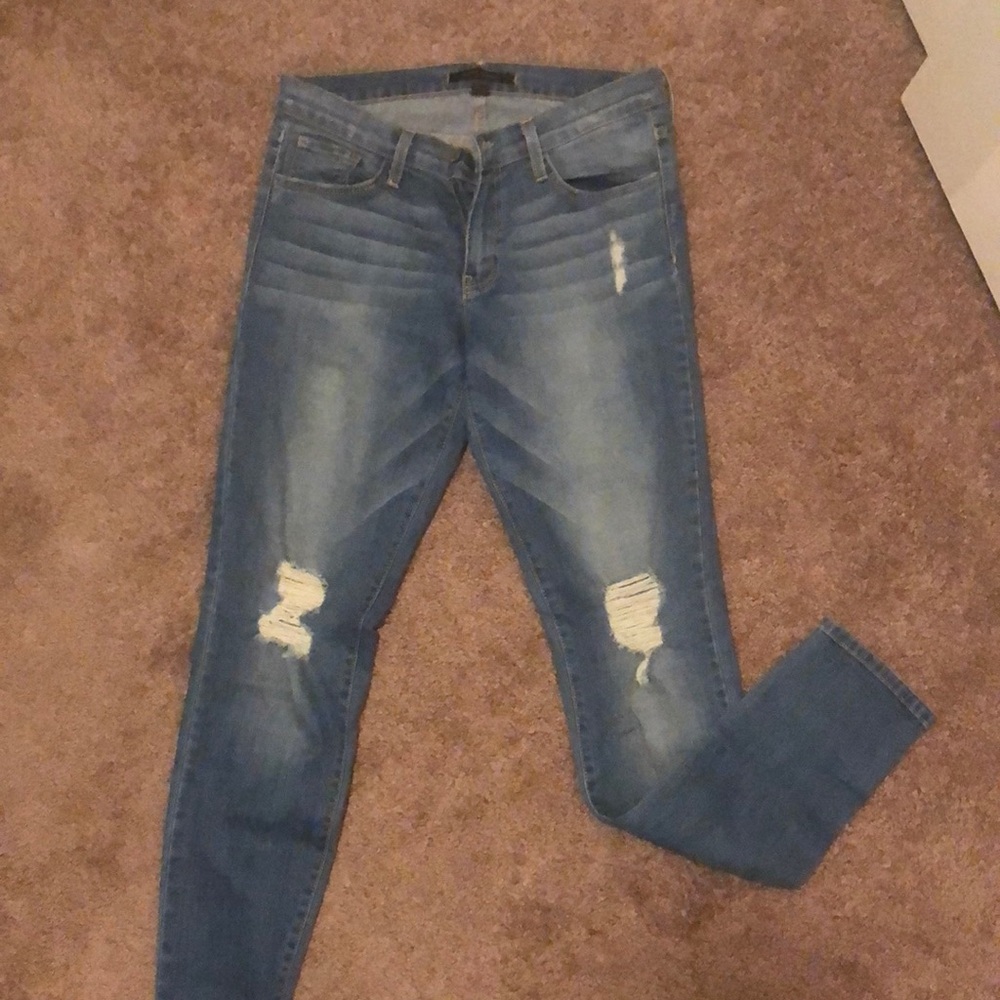 Distressed Skinny Jeans